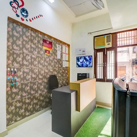Oyo 74060 Taj Residency Hotel New Delhi Bagian luar foto