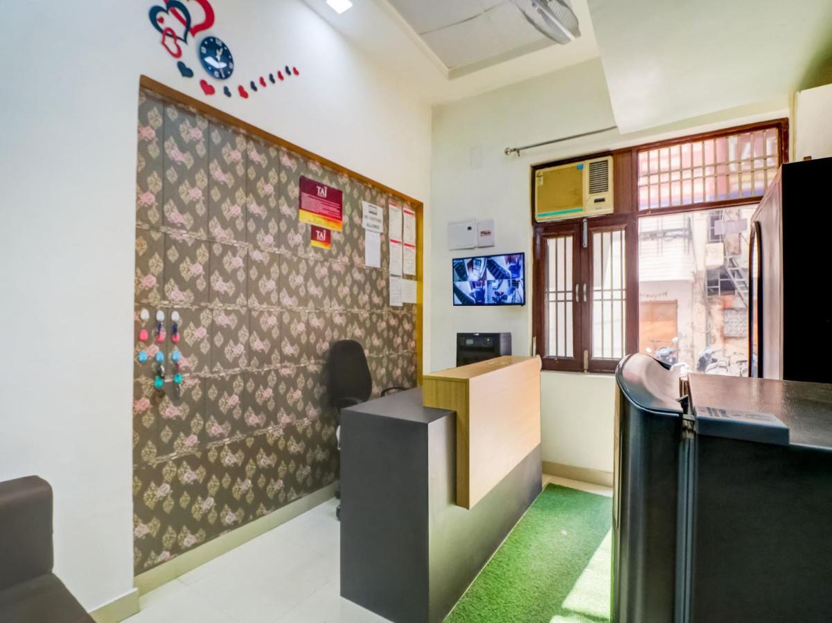 Oyo 74060 Taj Residency Hotel New Delhi Bagian luar foto
