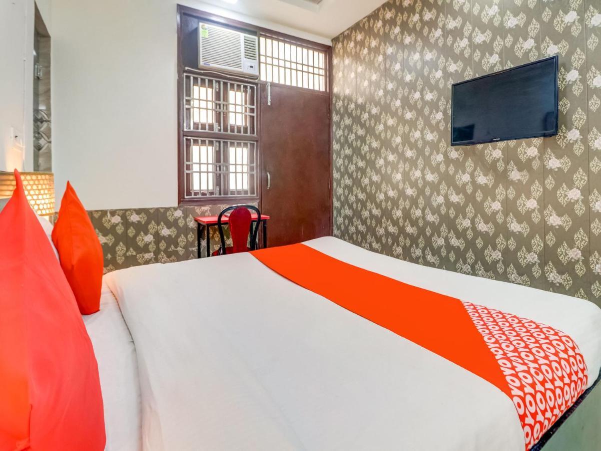 Oyo 74060 Taj Residency Hotel New Delhi Bagian luar foto