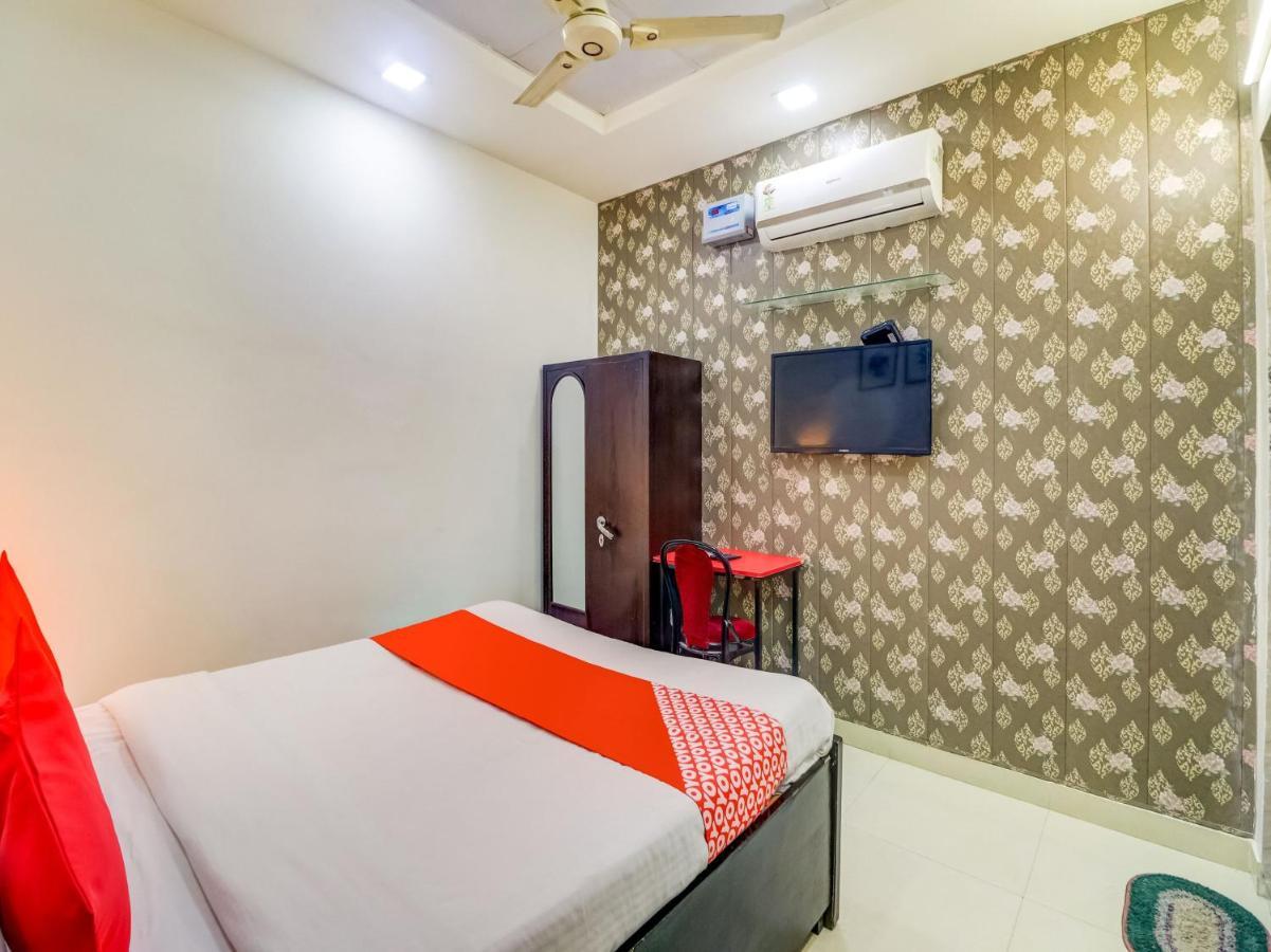 Oyo 74060 Taj Residency Hotel New Delhi Bagian luar foto