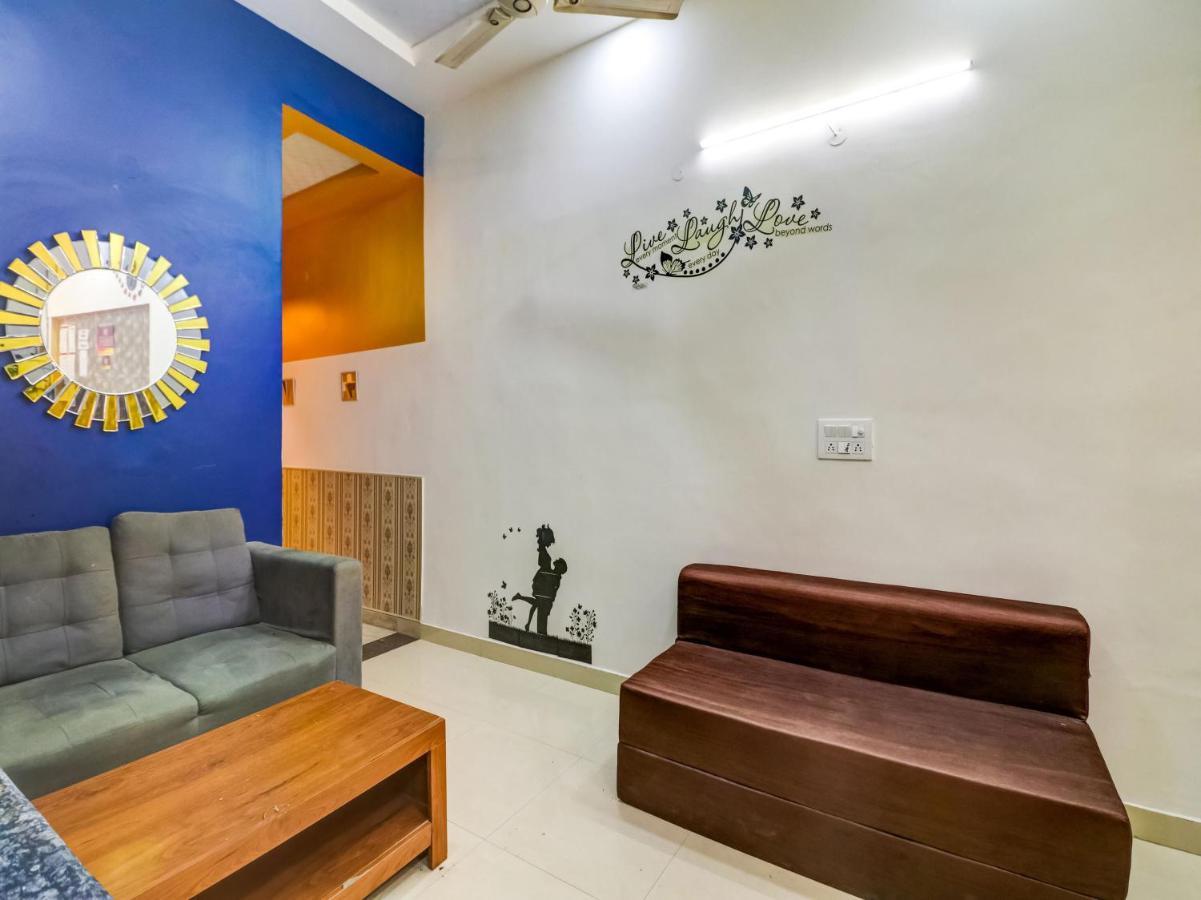 Oyo 74060 Taj Residency Hotel New Delhi Bagian luar foto