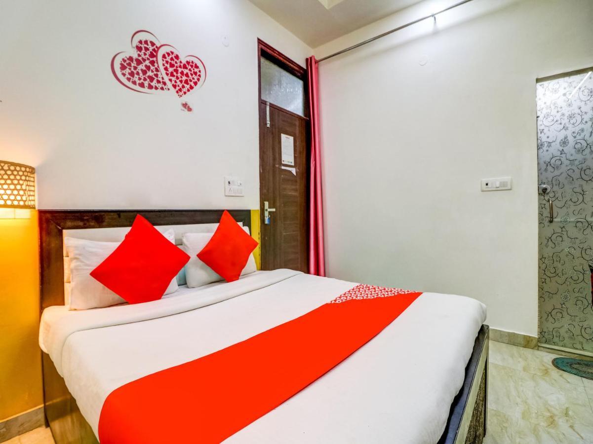 Oyo 74060 Taj Residency Hotel New Delhi Bagian luar foto